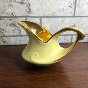 Vintage Pearl China Co canary‎ 22kt gold creamer